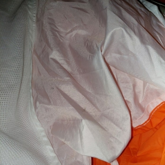 Nike Rain Jacket - Picture 5 of 8